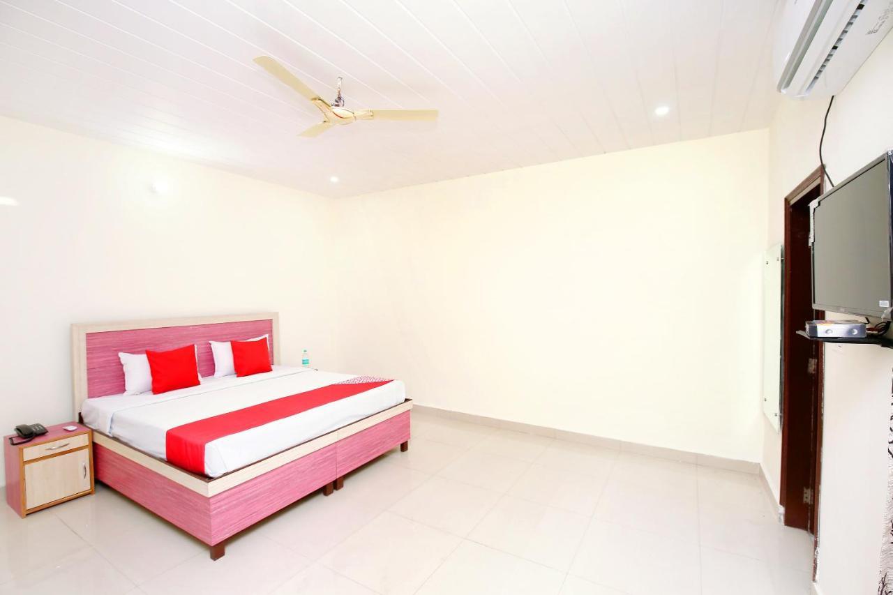 Oyo Flagship Armaan Resort Shāhpur Zewnętrze zdjęcie