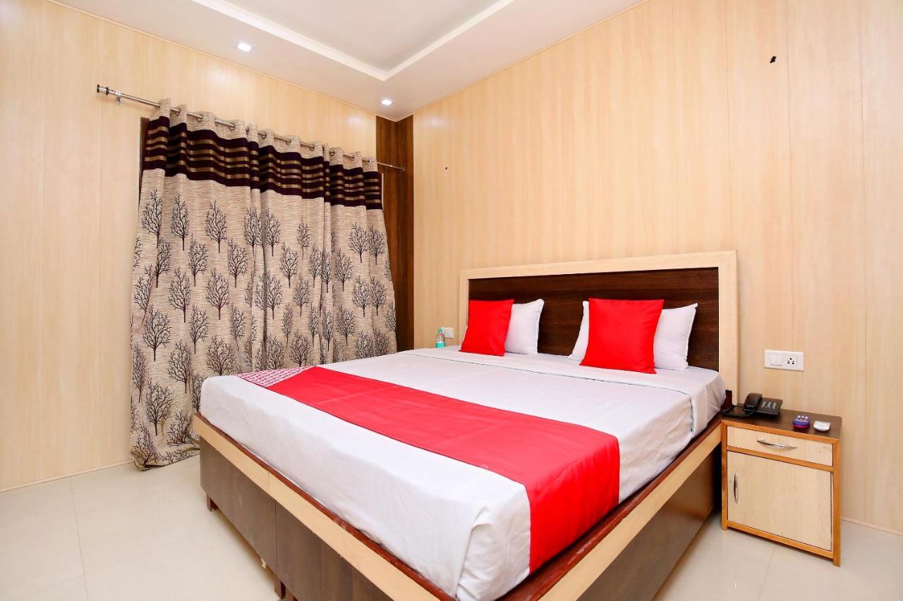 Oyo Flagship Armaan Resort Shāhpur Zewnętrze zdjęcie