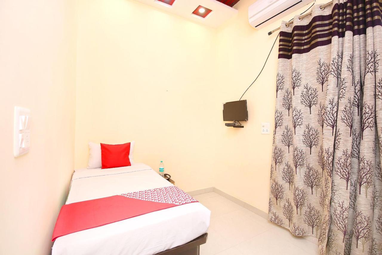 Oyo Flagship Armaan Resort Shāhpur Zewnętrze zdjęcie